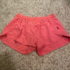 LULULEMON TRACKER SHORTS - Low Rise 4in